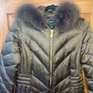 1 MADISON coat S Brown down filled hood trimmed in Fox Fur EXCELLENT like new